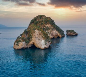 Los arcos de mismaloya 360x320