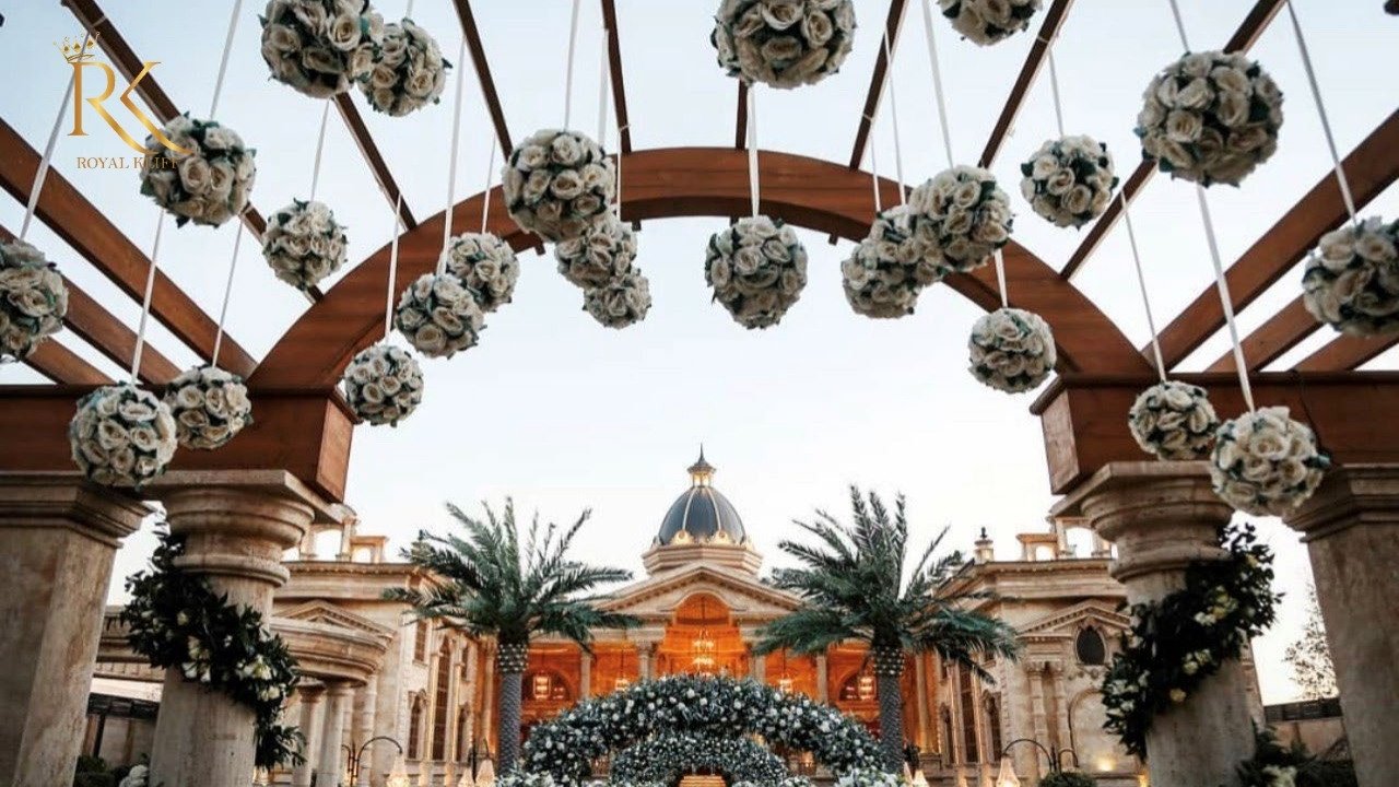 Royal kliff iran ceremonial palace00026